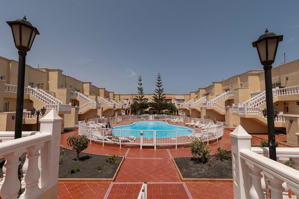 Appartamento Nuevo!!! Recién reformado con piscina y parking Caleta De Fuste Esterno foto